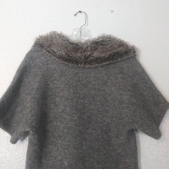 Chico's women's size 1 (M) gray marbled short sleeve wool blend cardigan - Picture 5 of 15